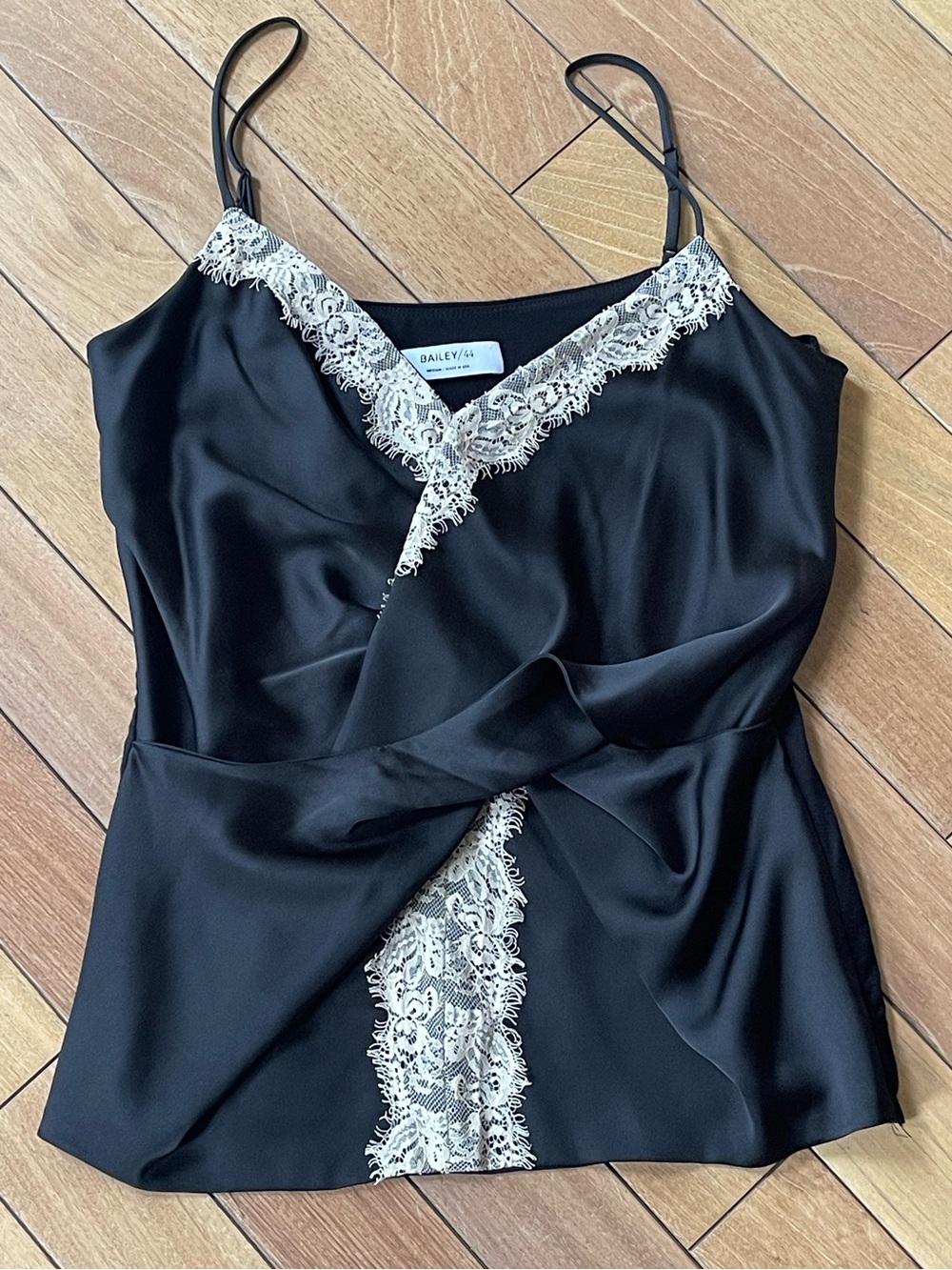 Bailey 44 Agnes Twist Front Lace Quiet Luxury Cami Top Black Silk Satin Medium - Picture 3 of 9